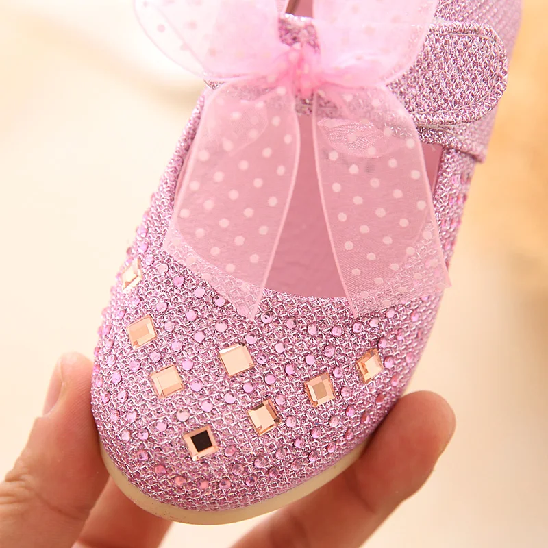 Модная кружевная детская обувь для принцессы для маленьких девочек, детская обувь с мягкой подошвой, кожаная обувь внутри 13-17 см, детская обувь без каблуков для девочек