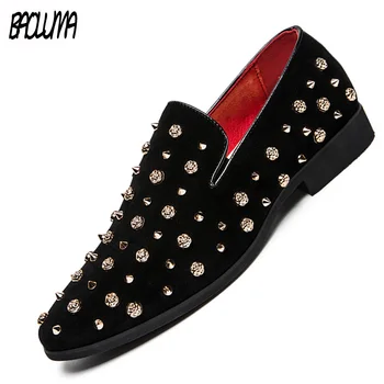 

Men Rivet Rhinestone Black Decoration Mens Formal Dress Shoes Soft Sole Slip-on Loafers Big Size Party Driving Shoes Loafers