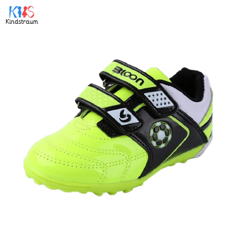 voetbalschoenen maat 26