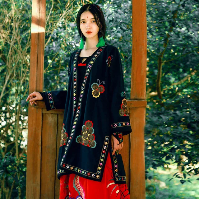 Cheap BOHOCHIC Original Vintage Bohemian Nepal Embroidery Cotton Linen Canda Female Clothes Long Winter Coat Women AHZ0092D Boho Chic