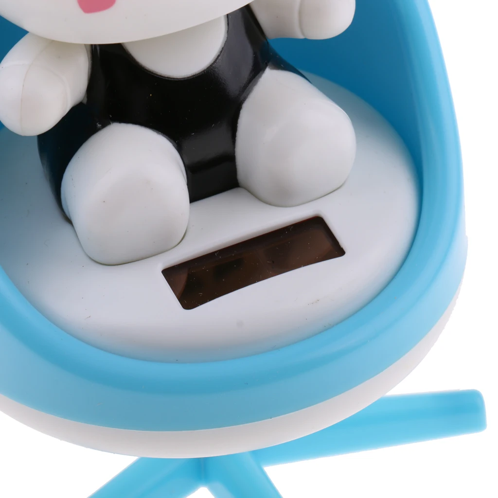 Adorable Plastic Solar Powered Toys Noding Head Figurine Model Home Car Ornament Panda Novelty Gag Toys for Kids Birthday Gift