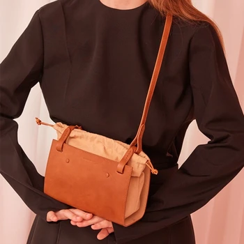 

Women's bag 2020 brand with the same playful drawstring one-shoulder handbags casual drawstring diagonal small square bag