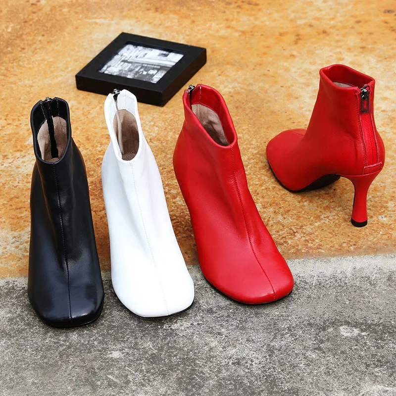 JAWAKYE/ г., черные, красные кожаные полусапожки наивысшего качества обувь для подиума на высоком каблуке женские ботильоны для женщин с круглым носком