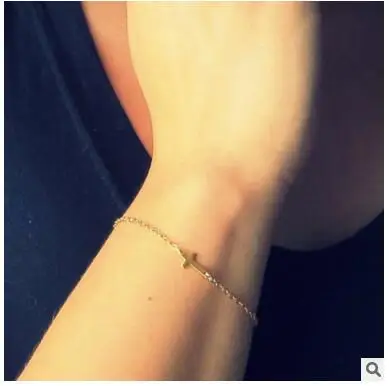 

sl250 2018 hot sale New Gold and silver fashion simple and alloy cross frame Bracelet Female charm Bracelet Jewelry