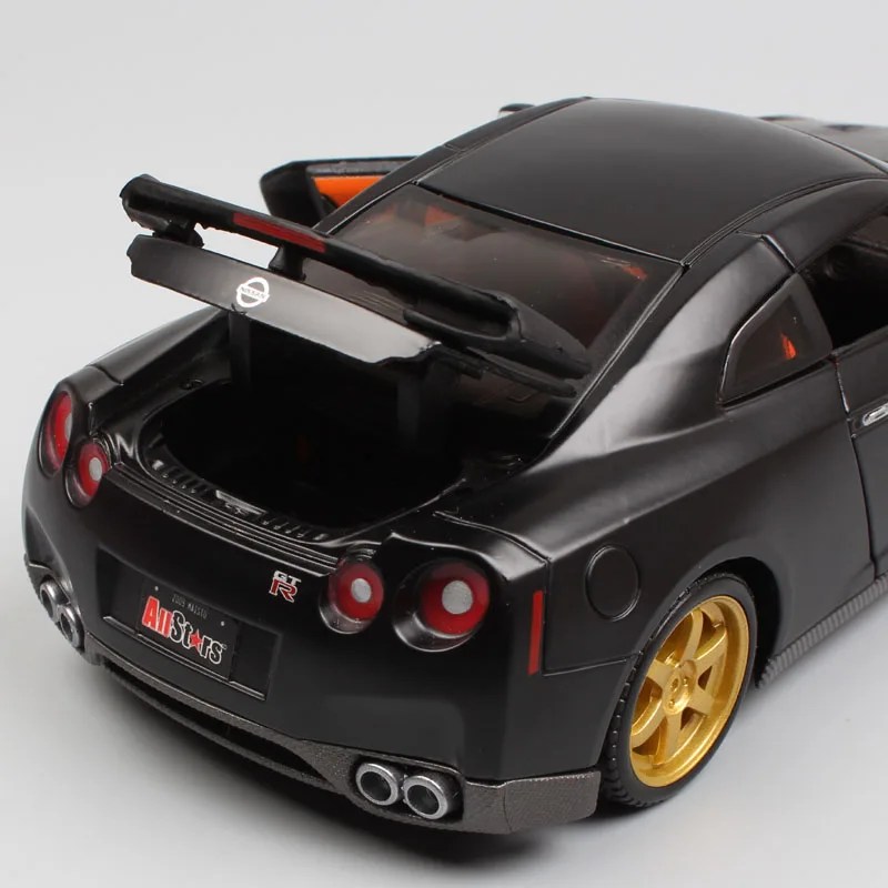 1:24 Масштаб Мини Maisto 2009 Nissan gtr Skyline GT-R Супер Спорт Авто турбо R35 гоночный автомобиль купе литье под давлением модель игрушка черный мальчик