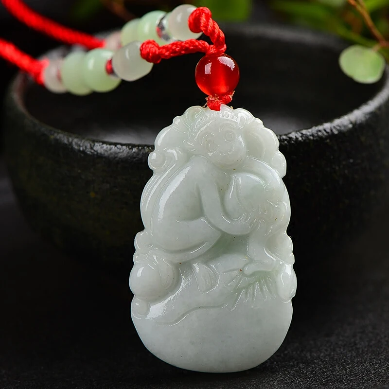 

Natural jadeite Chinese zodiac pendant Zodiac monkey transshipment Jade pendant necklace pendant Send a certificate
