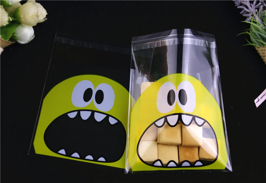Biscuit bags (203)