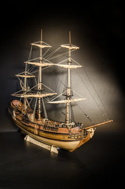 Maqueta Barco Pesquero kits en construccion en madera de haya Keranova 