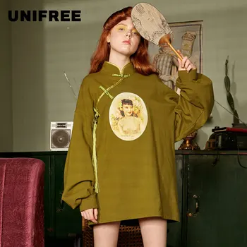 

UNIFREE 2019 Autumn new arrival hoodies women retro character patterns collar button greeb top loose streetwear women U192G221HA