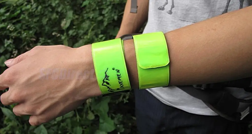 Phenovo Safety  Cycling Reflective Wrist Ankle Straps Arm Band Snap Wrap For Night Outdoor Bike Running /Jogging/Walking/Riding 