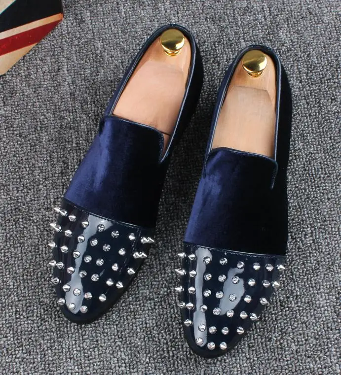 

2019 Men's Studded Rivet Spike velvet Loafers Dress Shoes Italy Mlae Homecoming Prom Party Pageant Wedding Shoes moccasins
