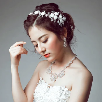 

Bridal Crown wood Lady Adjustable Champagne Lace Wreath Artificial Flower Beach Wedding Flower Headband Hair Wreath Head Women