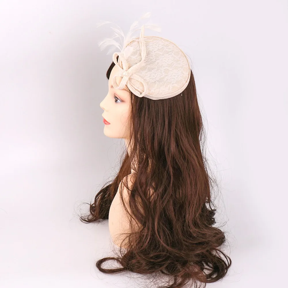 JaneVini plaquinha Noiva перьями Свадебные аксессуары Fascinator свадебные платья, кружево, шляпа, украшение из жемчуга для волос шляпки для невесты Для