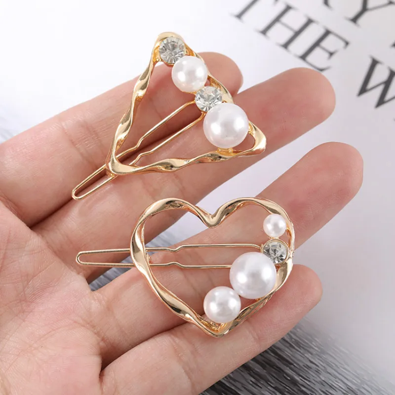 

Korea Hollow Heart Star Hair Clips Women Hair Accessories Imitation Pearl Crystal Gold Color Triangle Circle Hairpins Hairgrip