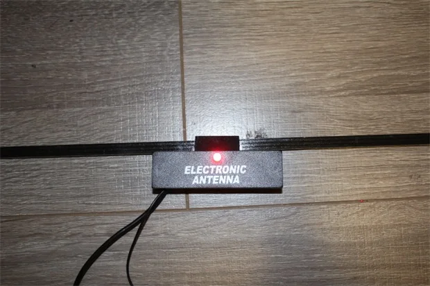 

FM FM, HF, TV Amplification Antenna