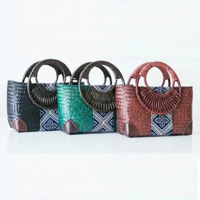 

2019 new seaweed package Thai version of the holiday package travel beach package national wind handbags