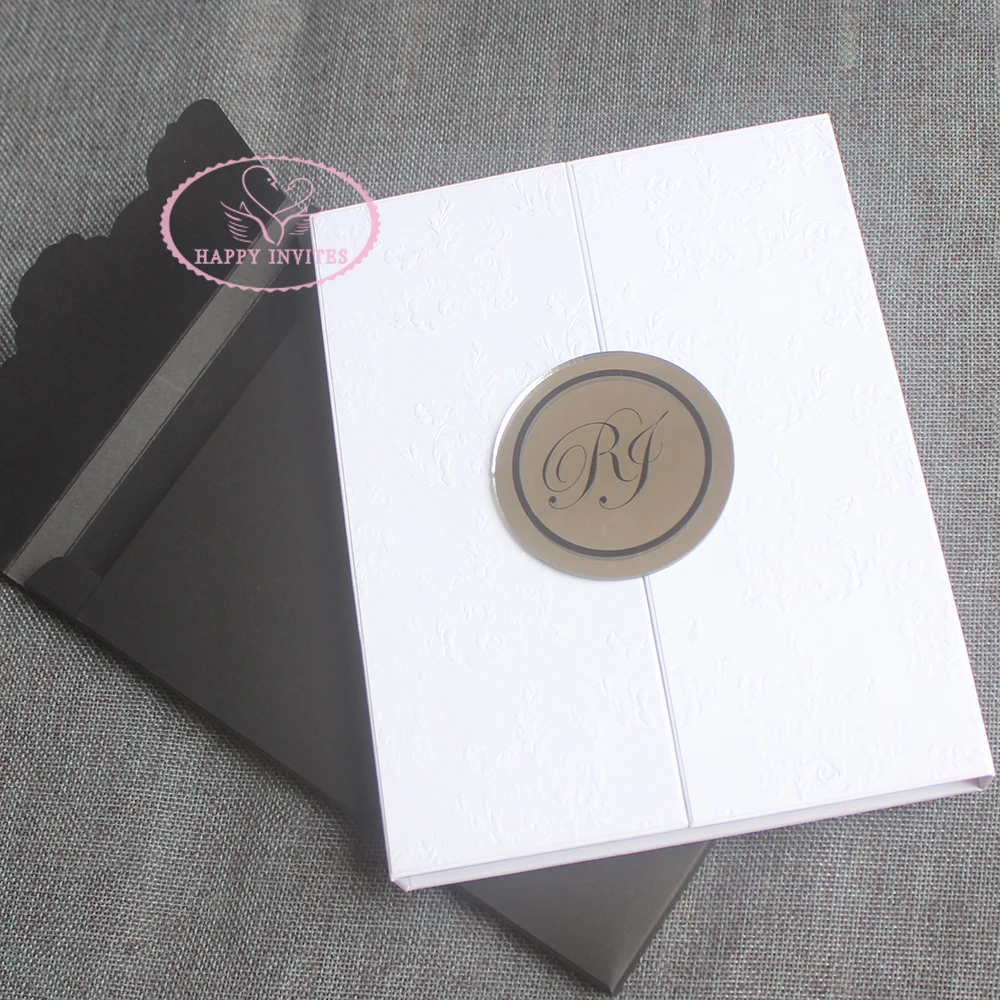 HI4077-09 Elegant White HardCover Box Invitation with Silver Mirror Invitation Acrylic Invitation with Black & White Printing Made in China