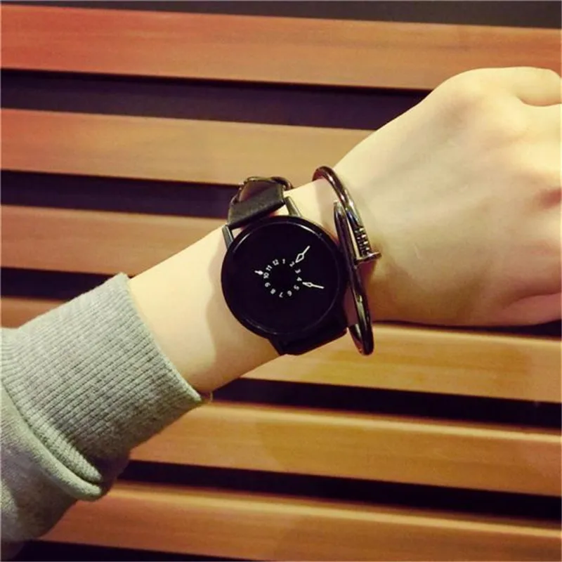 Горячая мода креативные женские часы Мужские кварцевые часы уникальный циферблат дизайн влюбленных часы кожаные Наручные часы Reloj Mujer
