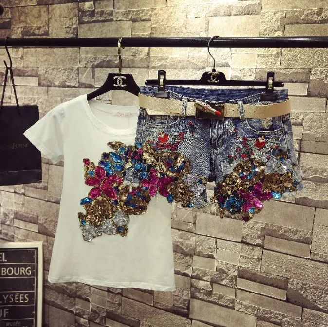 Super Fire Ins, женская летняя белая футболка с вышивкой и пайетками+ Индивидуальные джинсовые шорты, комплект из двух предметов, шорты для студенток
