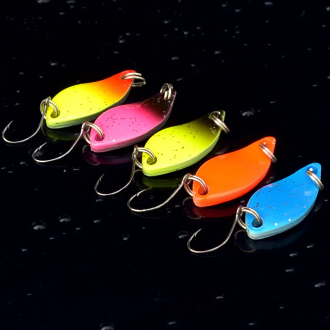

7Pcs Metal Fishing Hard Lure Bait Colorful Spoon Fishing Lures Single Hook Fishing Tackle Swimbait 3cm/5g Baits Trout