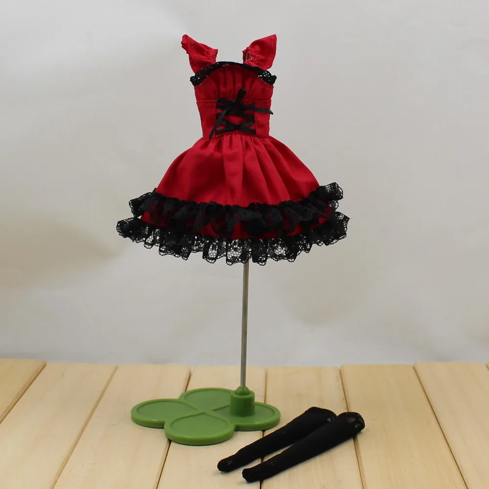 Neo Blythe Doll Fashionable Red Black Dress with Leggings 5
