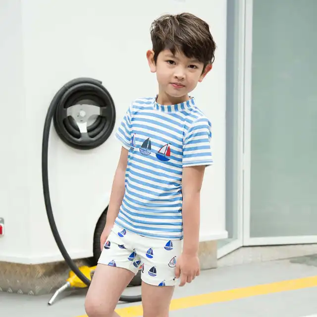 Cheap Swimsuit for Boys Two Pieces sailor Children's Shark Pattern Sunscreen Split  Sailboat swimwear Short Sleeve Swimming Suit 