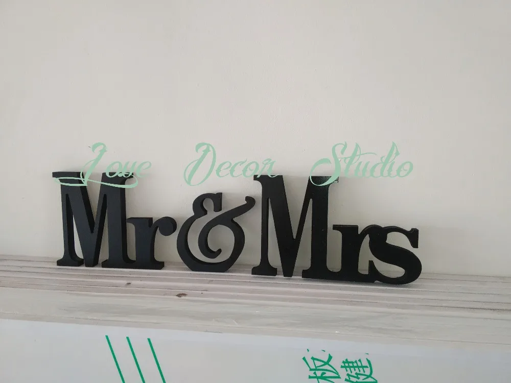 

Mr & Mrs Signs for Wall Home Decor - Mr and Mrs Signs wood sign letters for table decoration wedding, Mr and Mrs signs for sweet