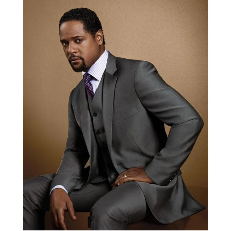 

Custom Made Grey Men Suits Slim Fit Wedding Tuxedos Skinny 3 Pieces Groom Suits Formal Business Men Blazer (Jacket+Pant+Vest)