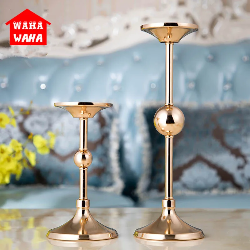 European High-end Wrought Iron Vertical Candlestick Wedding Flower Bracket Table Romantic Candlestick Creative Home Decoration