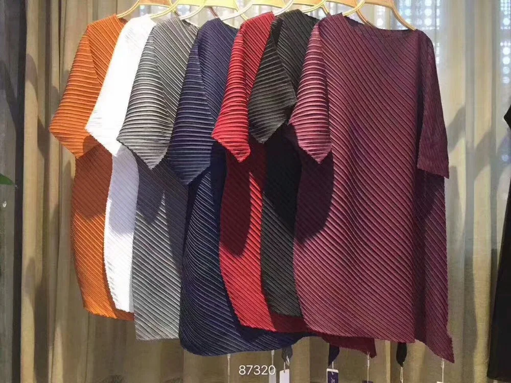Miyake раза платье Половина рукава сплошной цвет асимметричное платье