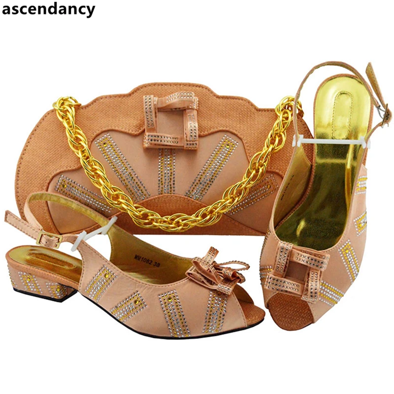 

New Arrival Ladies Italian Shoes and Bag Set Decorated with Rhinestone Matching Shoes and Bag Set for Party Luxury Women Shoes