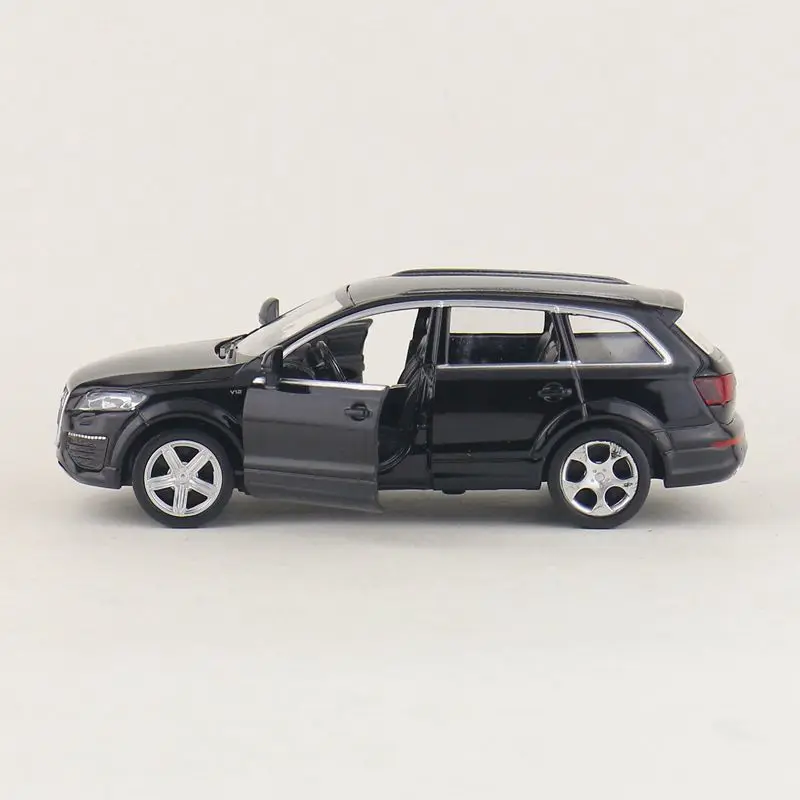  Q7 (13)
