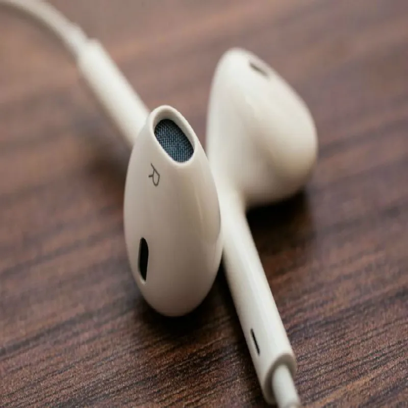 For IOS Wired Earphone Ear Hook Volume Control Sport Earphone Music Traveling For Mobile Phone Universal In-Ear Headset