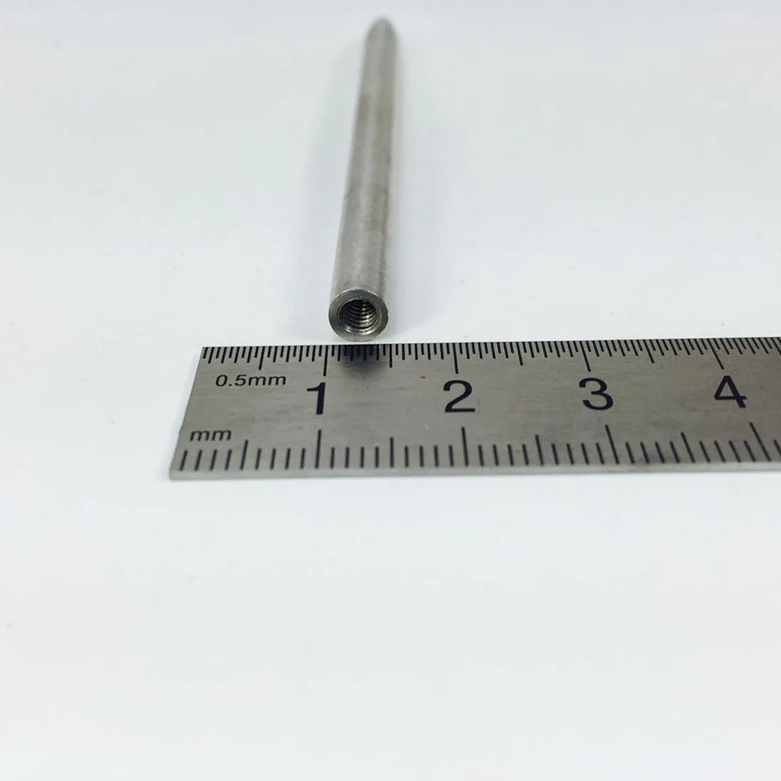 أعلى جودة 1 قطعة Paracord إبرة مع برغي الموضوع رمح تلميح خياطة إبرة التخييم سوار Paracord المعدات