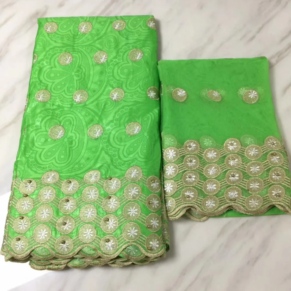 

Green bazin riche getzner with 2yards net lace fabrics nigerian bazin riche Fabric bazin getzner brocade for women dress