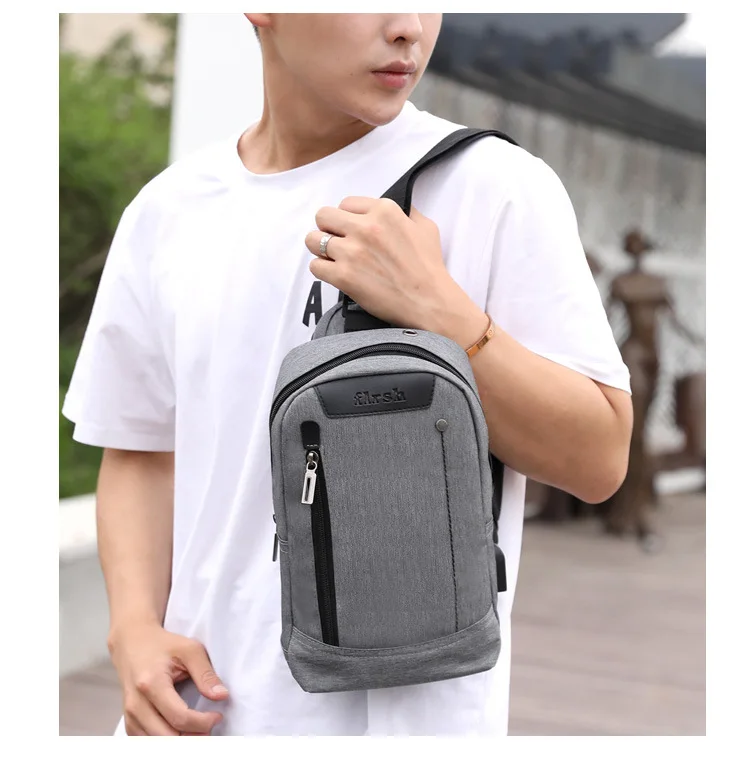 Outdoor shoulder bag (14)