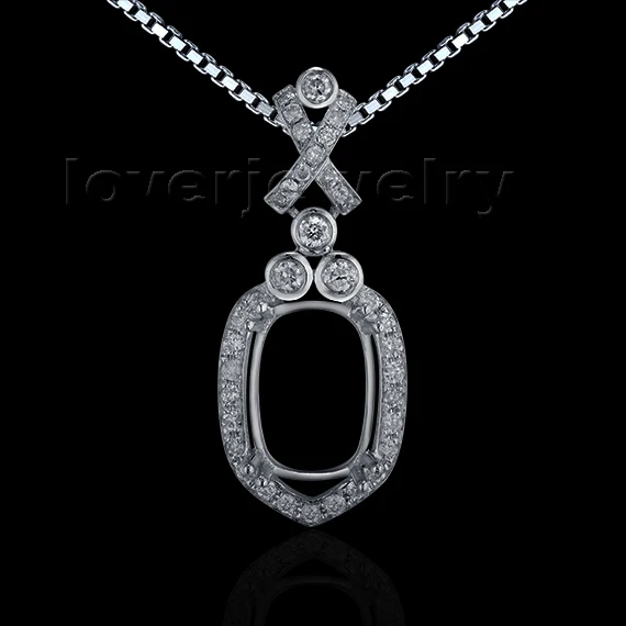 

Engagement Cushion 7x10mm 18kt White Gold White Diamond Setting Pendant WP048