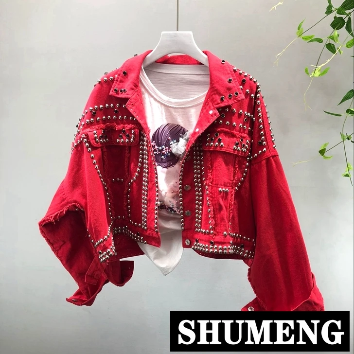 

2019 Spring Women's Harajuku Red Denim Jacket Coat Heavy Hand Beaded Rivet Short Jeans Jacket Spring Students Basic Coats Outfit