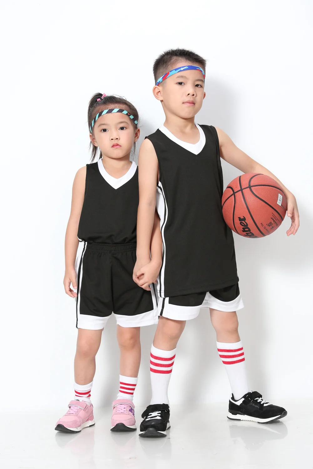 Kids Basketball Kit Training Suit Sport Vest Shorts Jerseys Set Tracksuit Gifts 