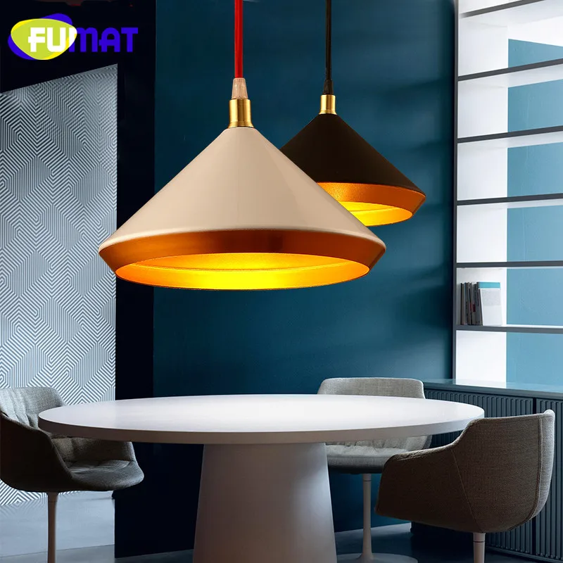 

European Minimalist Iron Pendant Light Creative Dinning Room Bar Hanging Lamp Balcony Living Room Cafe Pendant Lamp