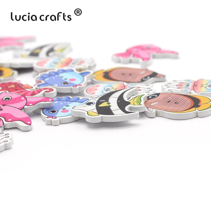 Распродажа Lucia crafts 12 штук случайный смешанный с мультяшной рыбкой; деревянные пуговицы с 2 отверстиями для своими руками шитьё вручную одежды аксессуары DIY ремесло E0223