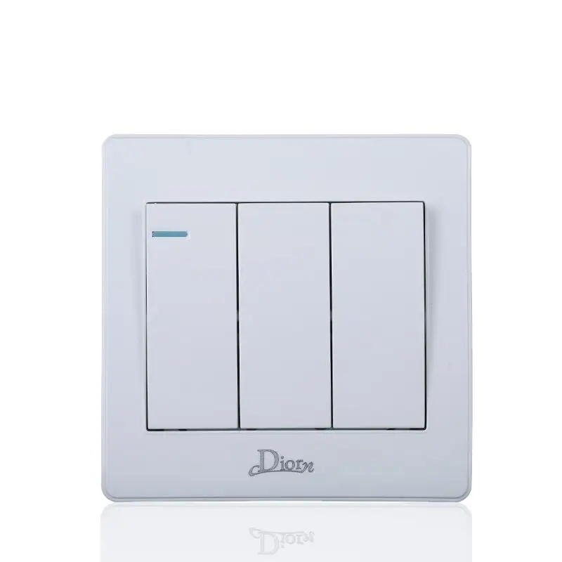 3 Gang 2 Way Uk Standard Wall Light Switch With 86 86 Mm