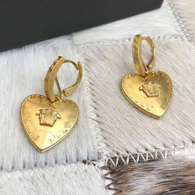 

Heart Shape Ear Stud Necklace Two-piece Golden Party Jewelry Suit Women