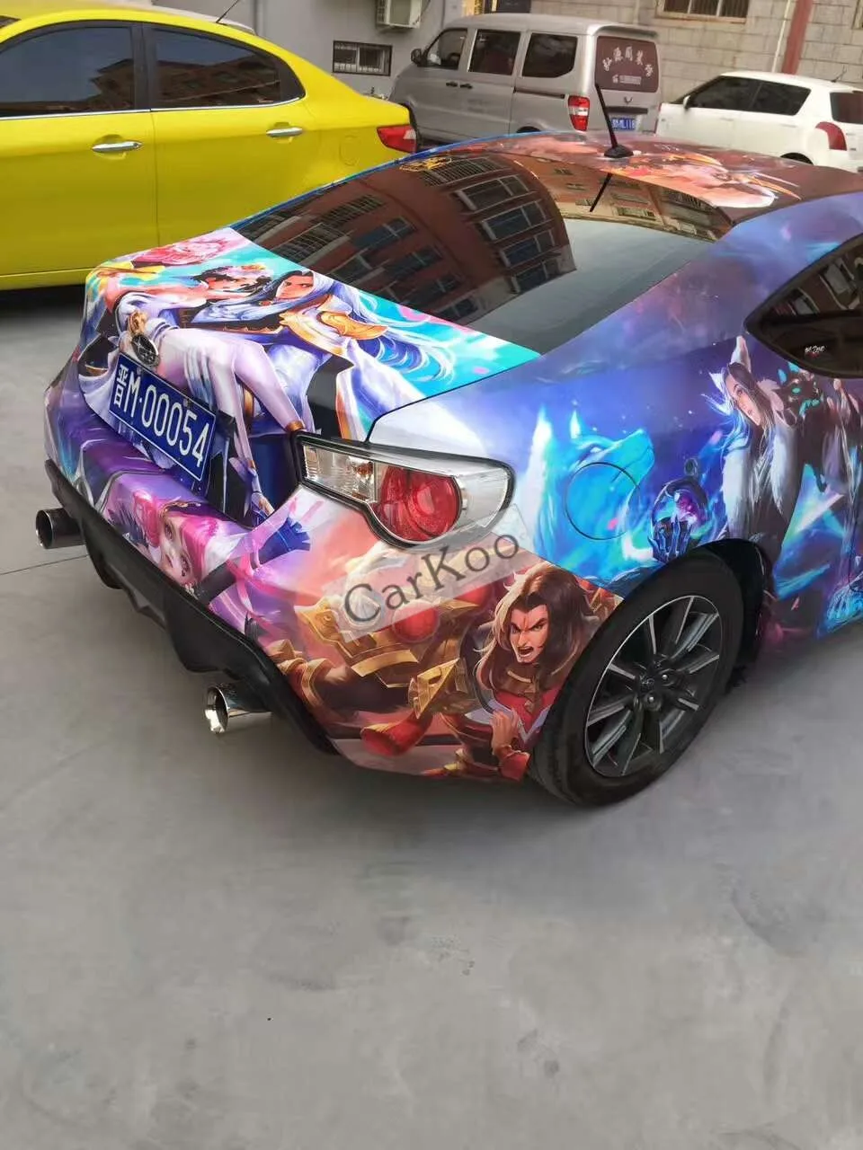 Разноцветная пленка на авто