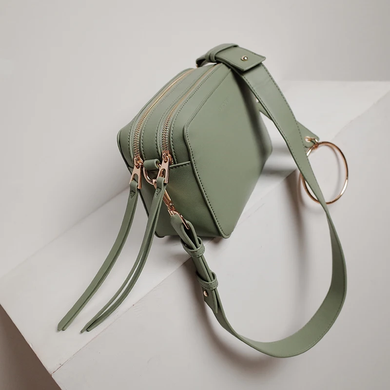 MICOCAH Rivet Bottom Women Crossbody Bag Metal Cirque Strap Wide Shoulder Strap Women Casual Bags MHSD136