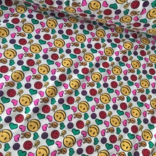 Хорошее хлопок/лайкра трикотажная ткань стрейч смайлик лицо/любовь сердце печатных ткань шитье лоскутное DIY шитье ребенка рубашка одежда