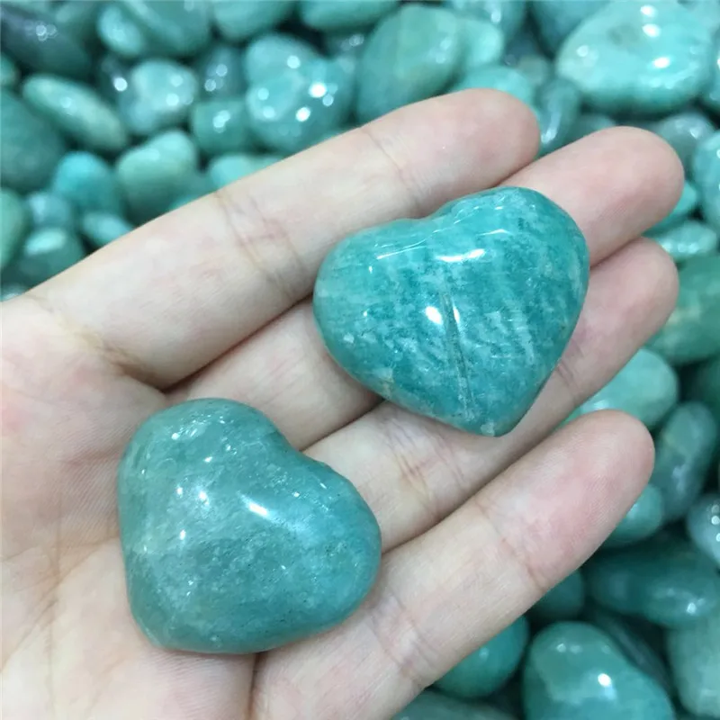Поделочные камни для счастья. Сердечко из натурального камня. Камень счастья мой. Камень счастья мой. Булыжник на счастье.