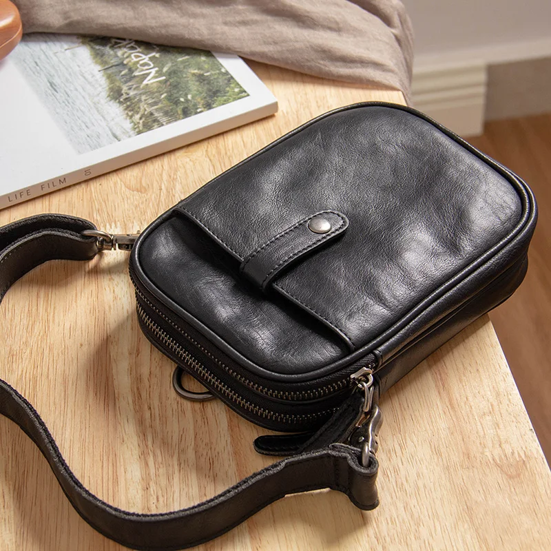 AETOO Men's leather oblique cross bag, leather mini bag, one-shoulder mobile phone bag, small bag