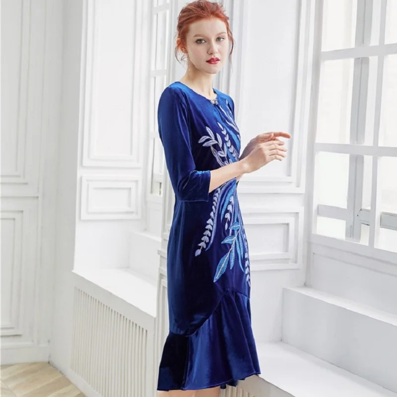 

2019 NEW spring Trumpet dress Women's Clothing Slim ladies sexy Vintage party Dress plus size O Neck velvet work dresses autumn
