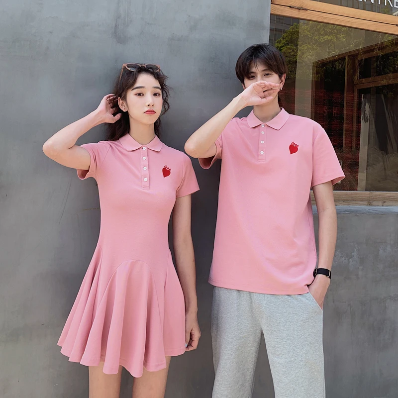 Одежда для влюбленных пар; одежда для влюбленных; праздничный дизайн в консервативном стиле; Розовая Повседневная одинаковая хлопковая футболка для пары; платье